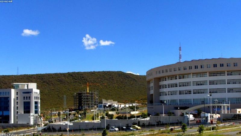 91暗网与暗网tv实时威胁监控大屏示意图
